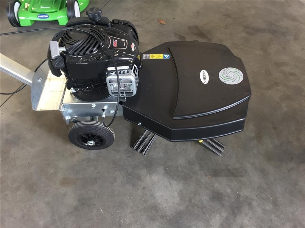 Wildkrautbürste za tip Sonstige Grennbuster Home 550 Skubmodel, Gebrauchtmaschine u Roskilde (Slika 1)