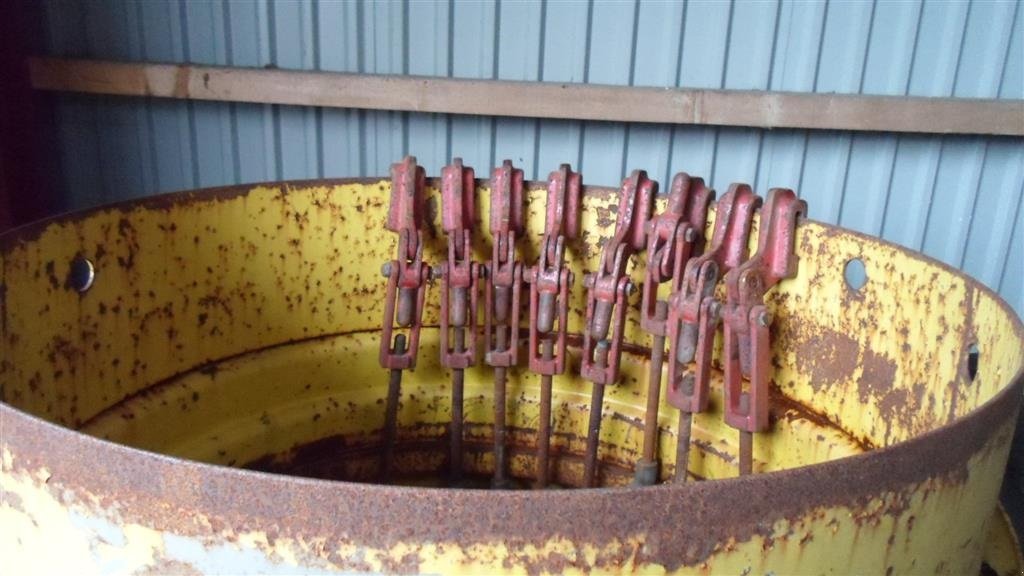 Reifen du type Stocks 16.9-38, Gebrauchtmaschine en Varde (Photo 2)