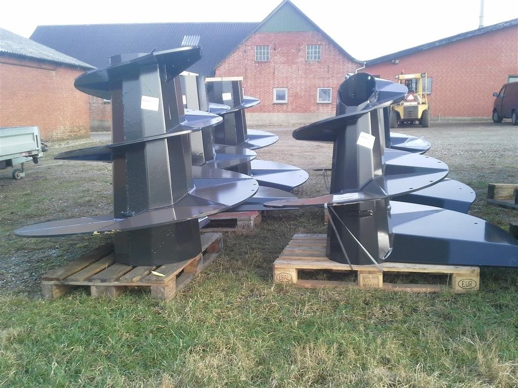 Futterverteilwagen του τύπου JF VM - NYE BLANDESNEGLE passer til JF - Kongskilde- Mullerup - Gea, Gebrauchtmaschine σε Struer (Φωτογραφία 1)