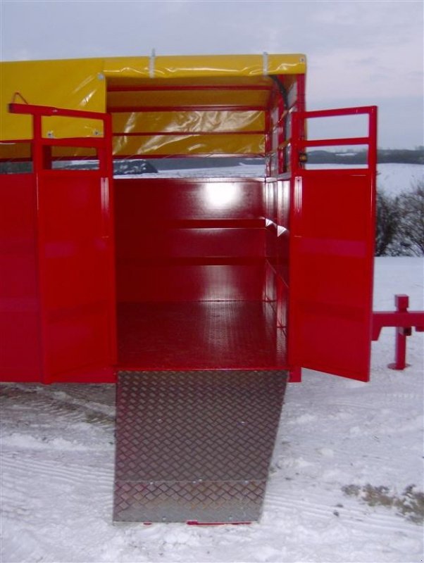 Viehanhänger typu Agro Grisevogn SPF8250, Gebrauchtmaschine v Kjellerup (Obrázek 4)
