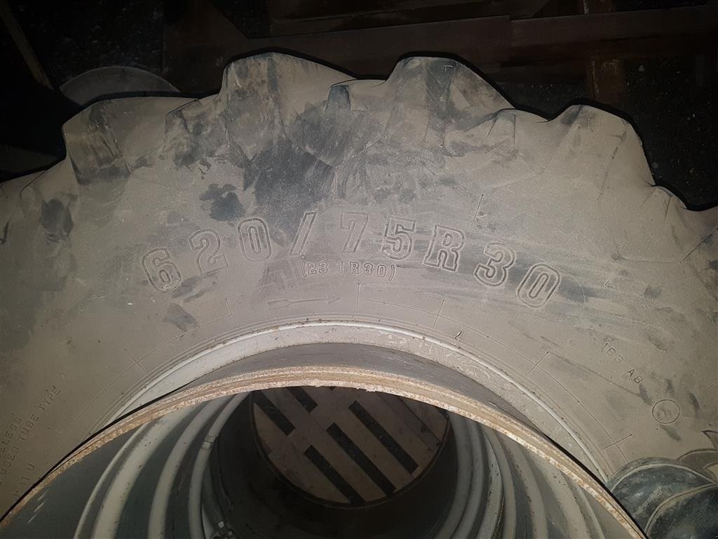 Reifen of the type Firestone 600/70-30, Gebrauchtmaschine in Varde (Picture 3)