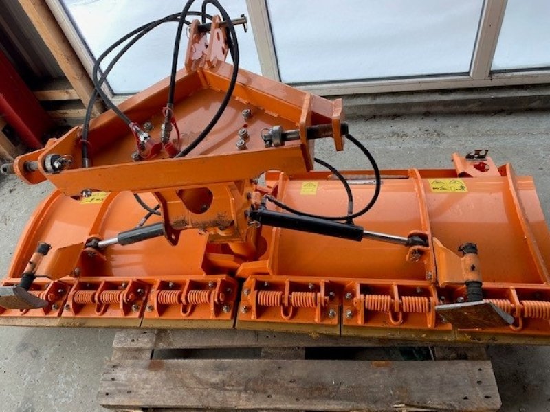 Schneeräumschild typu Wiedenmann SNOWMASTER VARIO 3355 AC 1067, 2M, Gebrauchtmaschine v Helsinge (Obrázek 2)