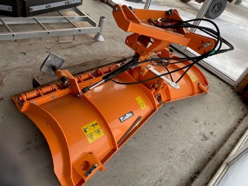 Schneeräumschild typu Wiedenmann SNOWMASTER VARIO 3355 AC 1067, 2M, Gebrauchtmaschine v Helsinge (Obrázek 3)