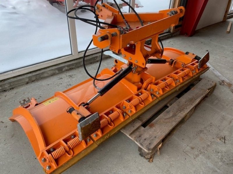 Schneeräumschild typu Wiedenmann SNOWMASTER VARIO 3355 AC 1067, 2M, Gebrauchtmaschine v Helsinge (Obrázek 5)
