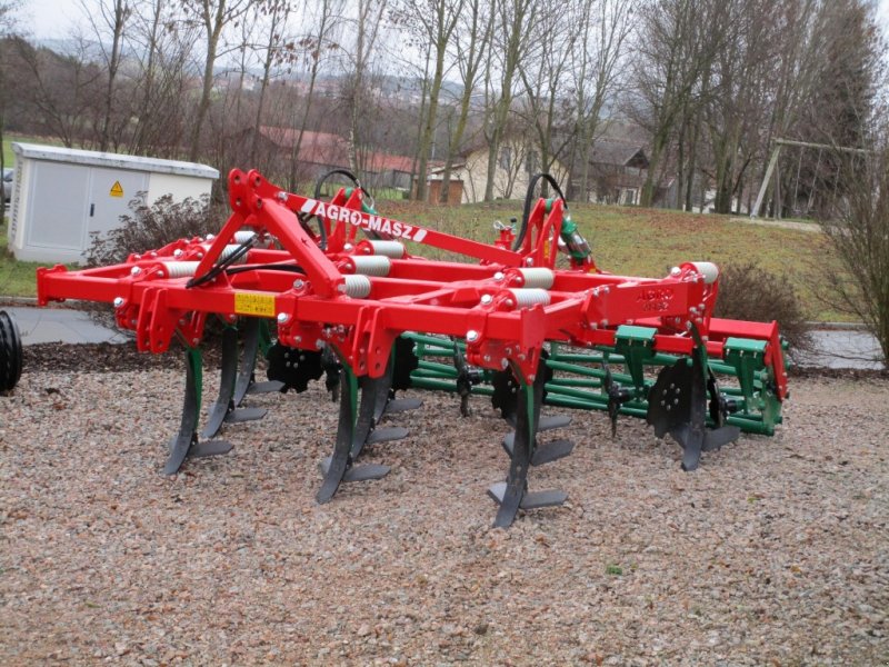 Grubber of the type Agro-Masz Runner 30, Neumaschine in Cham (Picture 1)