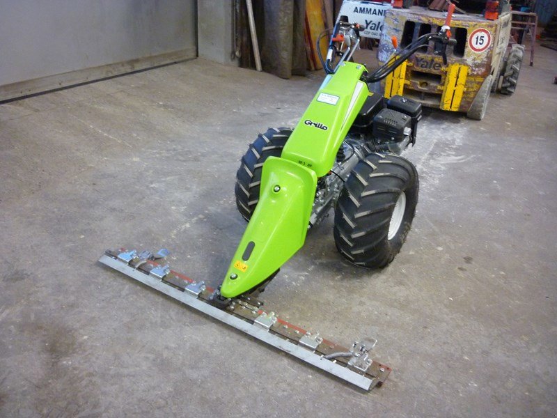 Motormäher of the type Grillo GF 3 DF, Neumaschine in Helgisried (Picture 1)