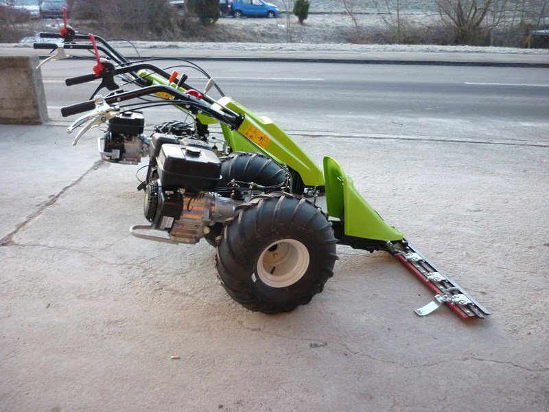Motormäher of the type Grillo GF 3 DF, Neumaschine in Helgisried (Picture 3)
