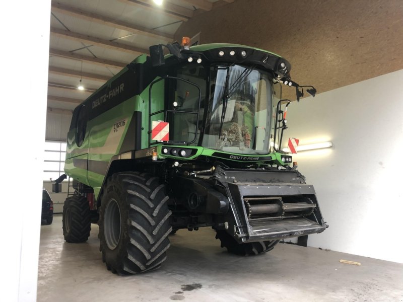 Mähdrescher des Typs Deutz-Fahr C 9206 TS, Gebrauchtmaschine in Hüfingen (Bild 1)