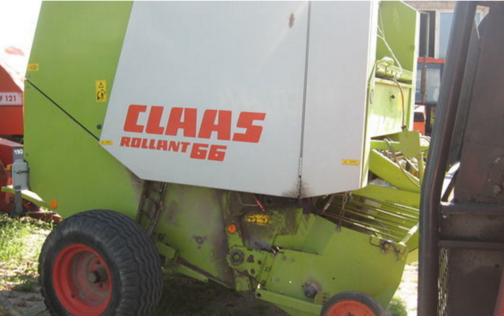 Rundballenpresse des Typs CLAAS Rollant 66,  in Торчин (Bild 5)