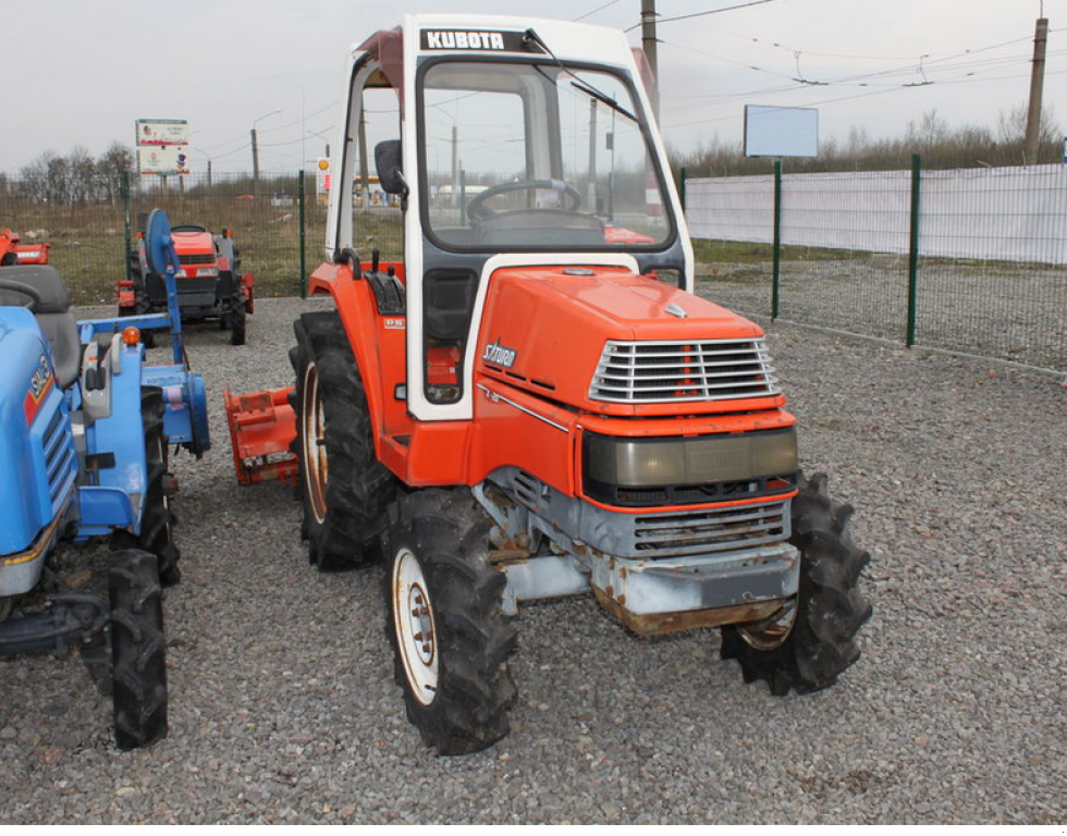 Hopfentraktor tipa Kubota Х 20, Neumaschine u Львів (Slika 4)