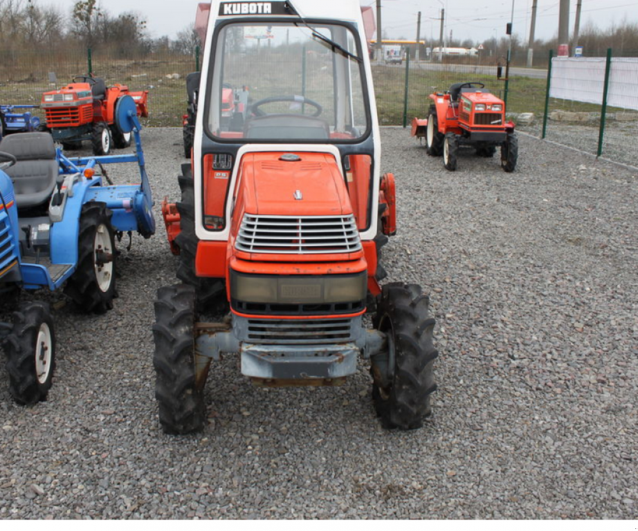 Hopfentraktor des Typs Kubota Х 20, Neumaschine in Львів (Bild 5)