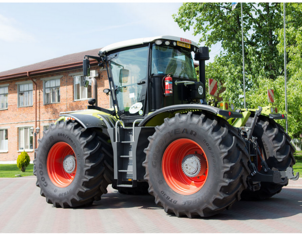 Oldtimer-Traktor tipa CLAAS Xerion 3800, Neumaschine u Житомир (Slika 10)