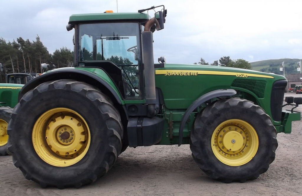 Oldtimer-Traktor typu John Deere 8520, Neumaschine v Житомир (Obrázok 1)