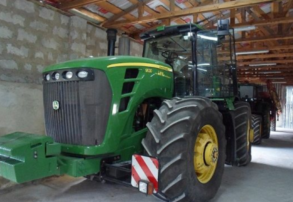 Oldtimer-Traktor a típus John Deere 9530, Neumaschine ekkor: Житомир (Kép 2)