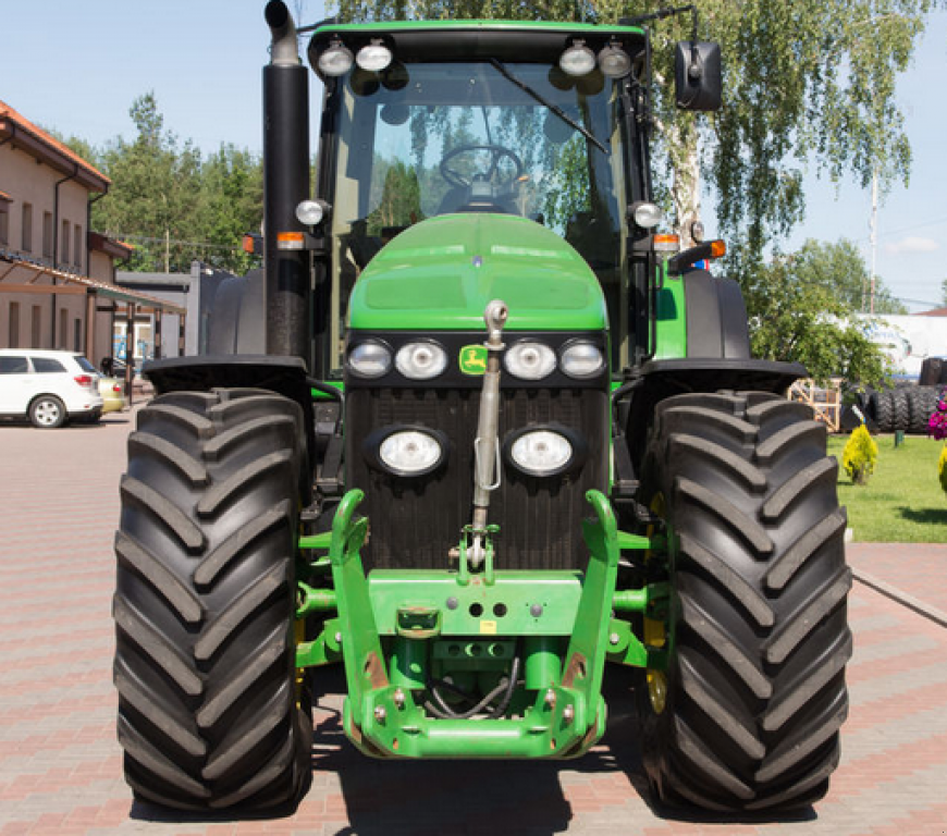 Oldtimer-Traktor des Typs John Deere 8530, Neumaschine in Житомир (Bild 4)