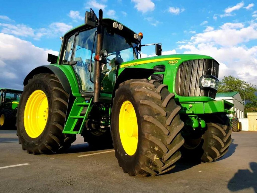 Oldtimer-Traktor a típus John Deere 6930 Premium, Neumaschine ekkor: Звенигородка (Kép 1)