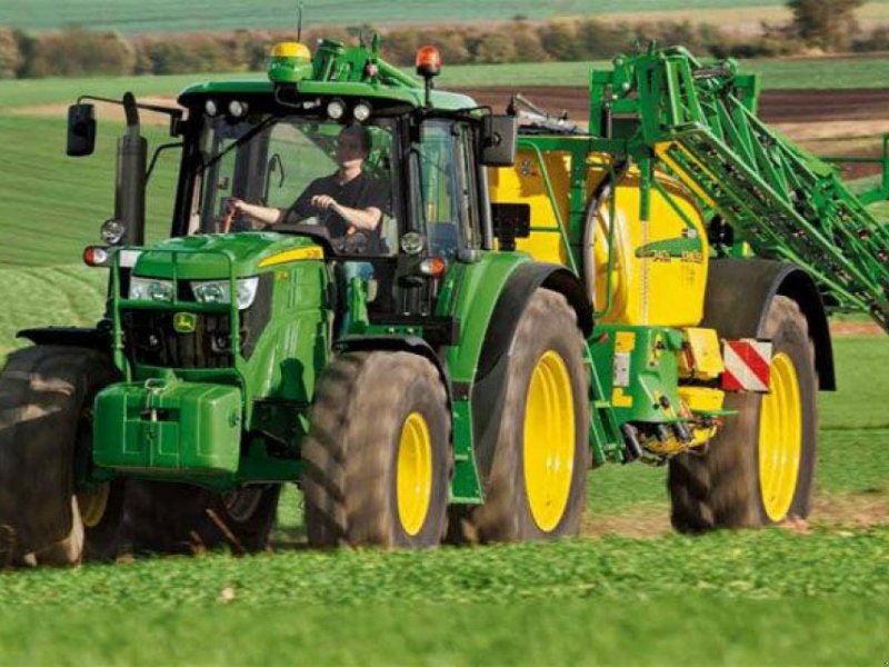 Oldtimer-Traktor a típus John Deere 6110B Premium, Neumaschine ekkor: Звенигородка