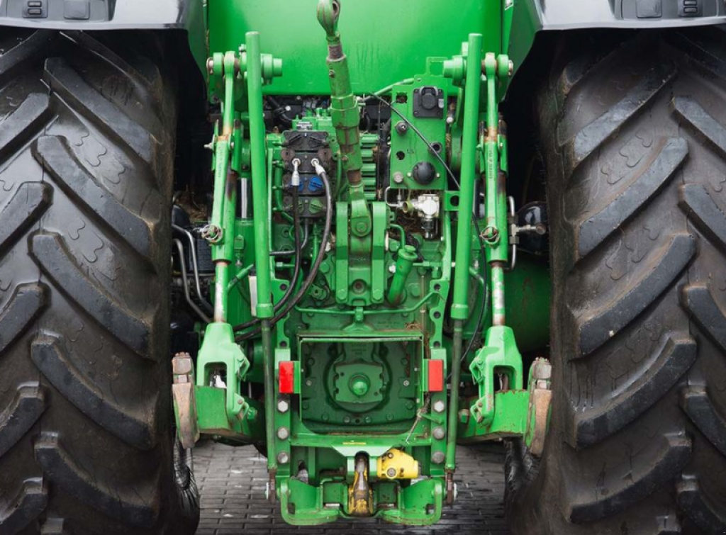 Oldtimer-Traktor a típus John Deere 8345R, Neumaschine ekkor: Житомир (Kép 4)
