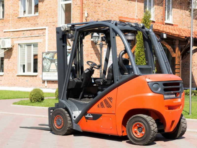 Gabelstapler del tipo Linde H25D,  en Житомир (Imagen 1)