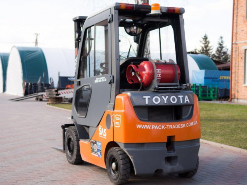 Gabelstapler του τύπου Toyota 02-8FGF18,  σε Житомир (Φωτογραφία 1)