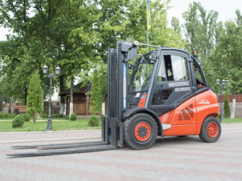 Gabelstapler del tipo Linde H45T,  en Житомир (Imagen 1)