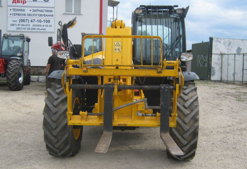 Teleskopstapler des Typs JCB 531-70 Agri, Neumaschine in Волочиськ (Bild 9)