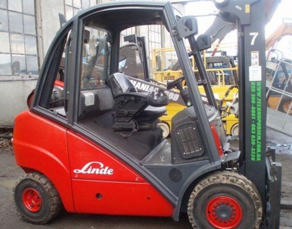 Gabelstapler typu Linde H25T,  v Харків (Obrázek 1)