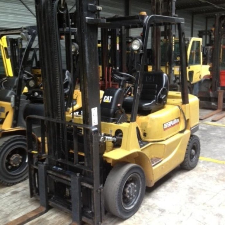 Gabelstapler typu Caterpillar DP25K,  w Харків (Zdjęcie 1)