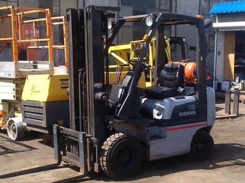 Gabelstapler vrste Nissan FG 18,  v Харків (Slika 1)