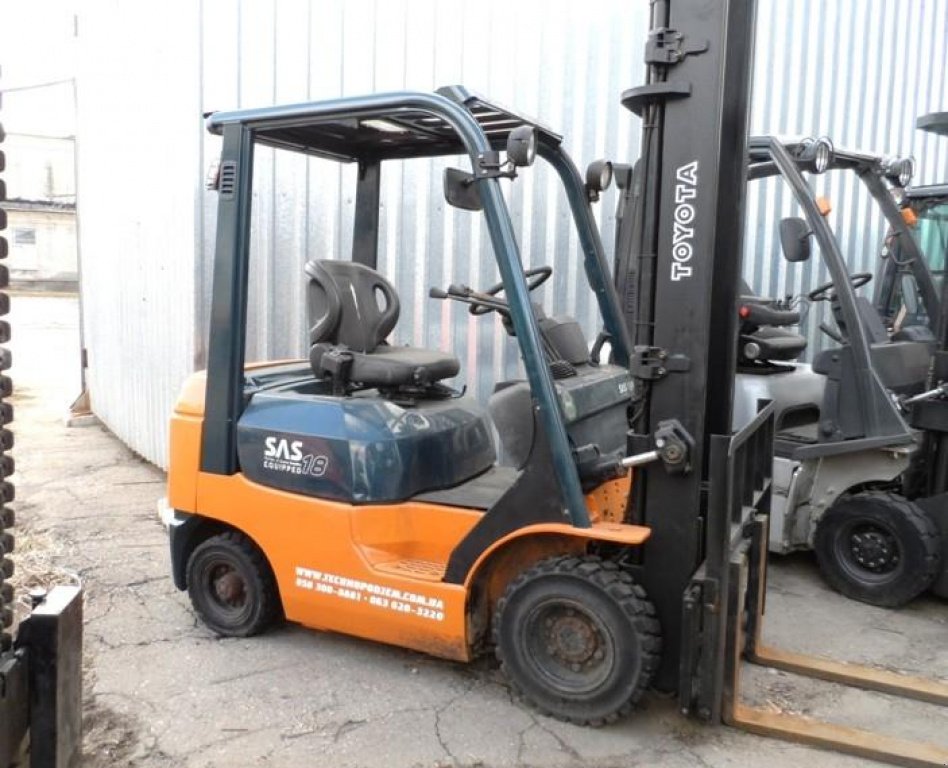 Gabelstapler typu Toyota 7FD18,  v Харків (Obrázek 1)