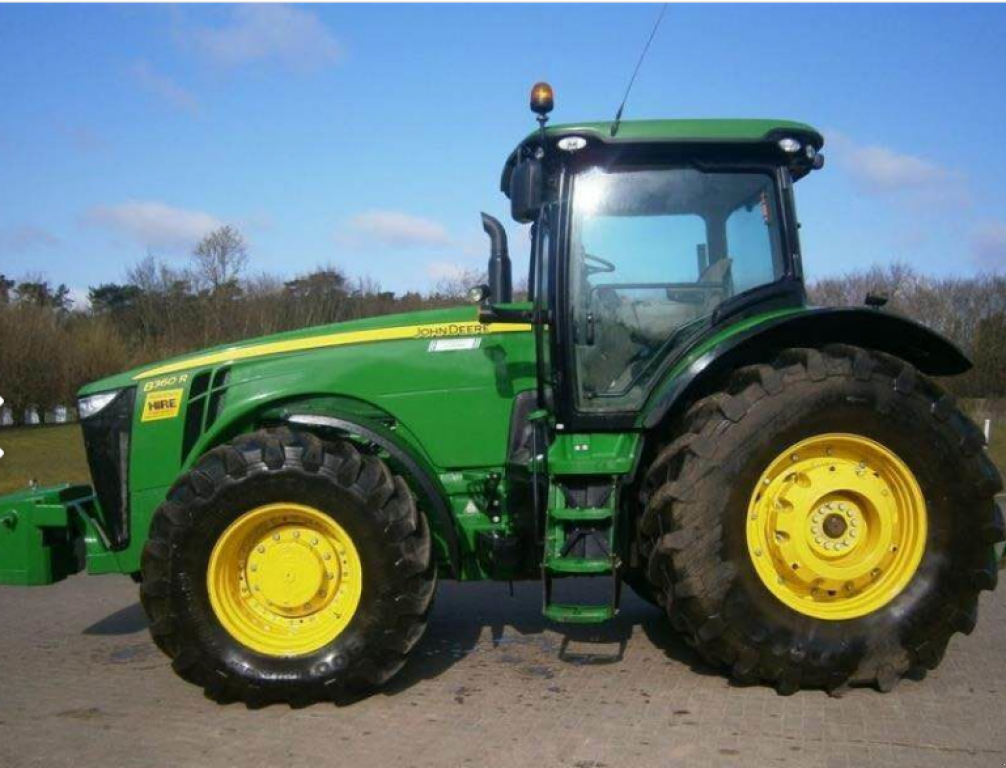 Oldtimer-Traktor typu John Deere 8360R,  w Київ (Zdjęcie 4)