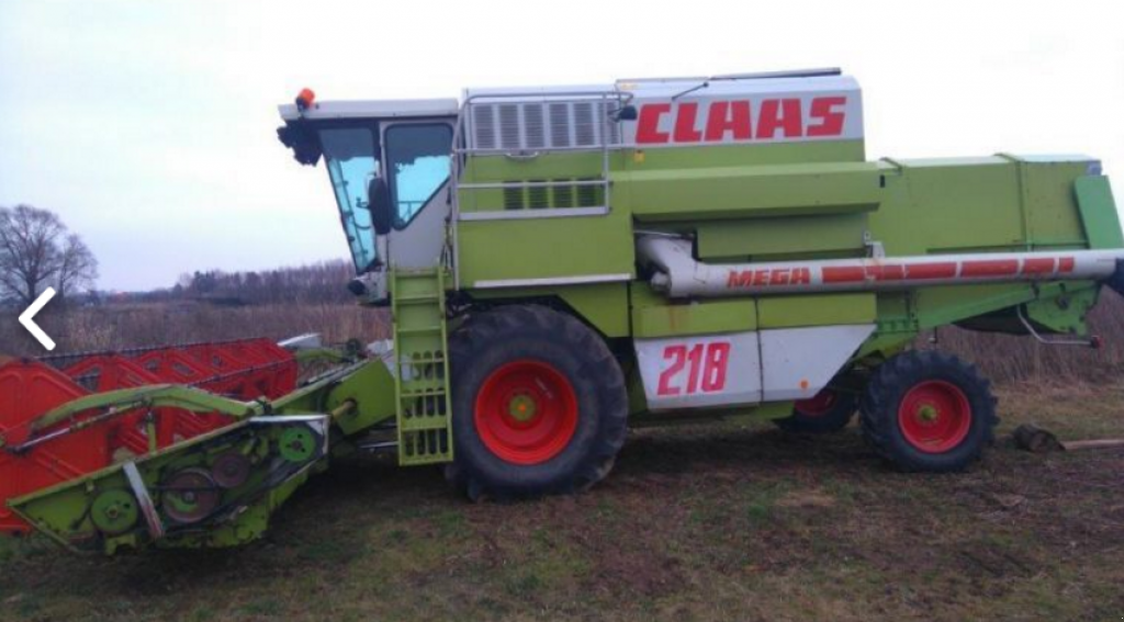 Oldtimer-Mähdrescher des Typs CLAAS Mega 218, Neumaschine in Київ (Bild 4)