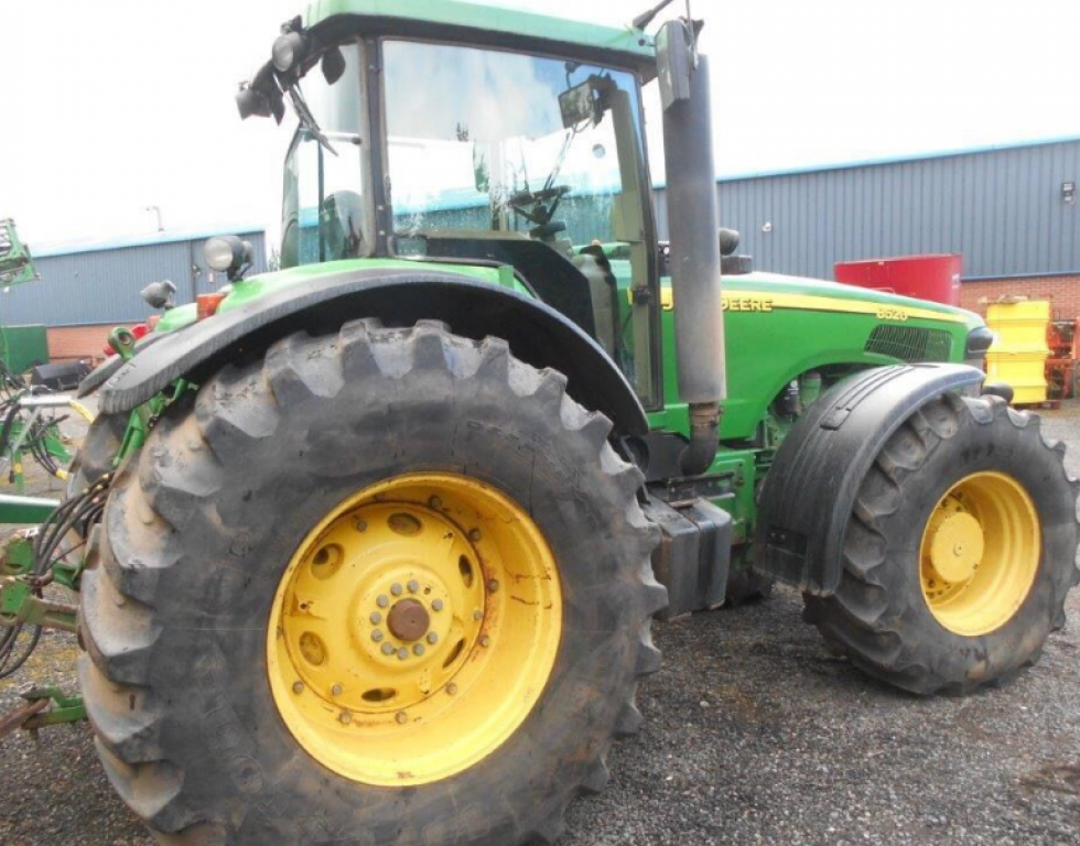 Oldtimer-Traktor typu John Deere 8520, Neumaschine w Київ (Zdjęcie 1)