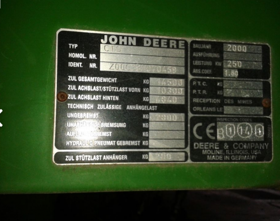 Oldtimer-Mähdrescher a típus John Deere CTS,  ekkor: Побузьке (Kép 2)