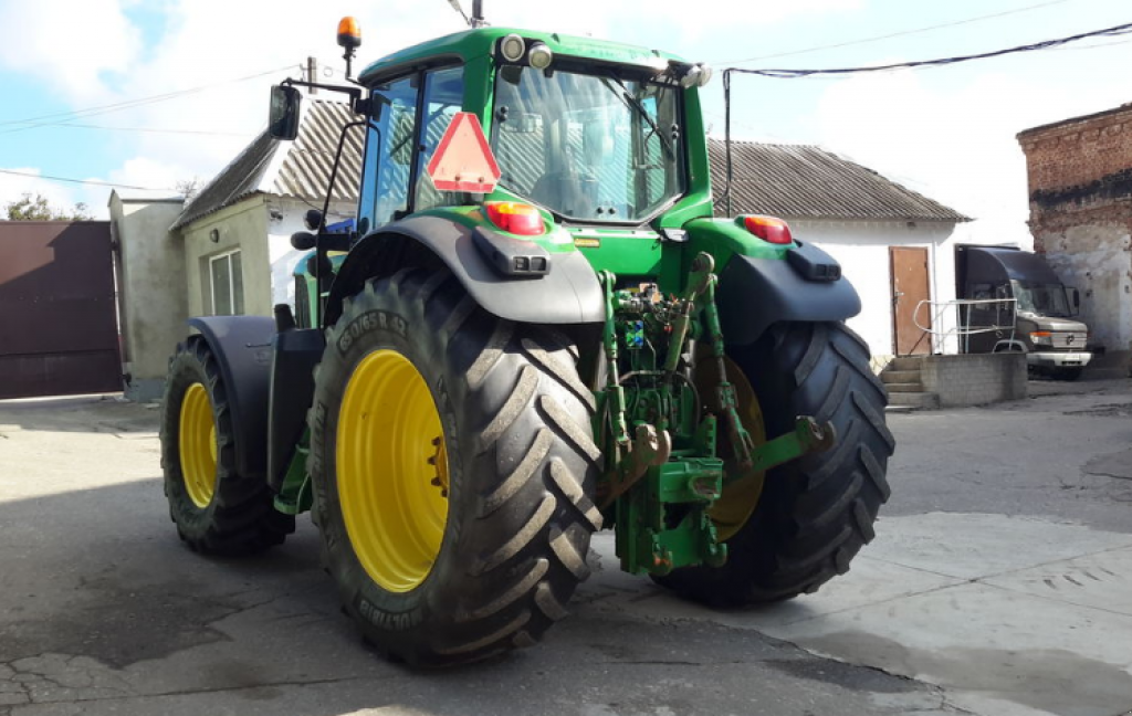 Oldtimer-Traktor a típus John Deere 7530, Neumaschine ekkor: Звенигородка (Kép 5)