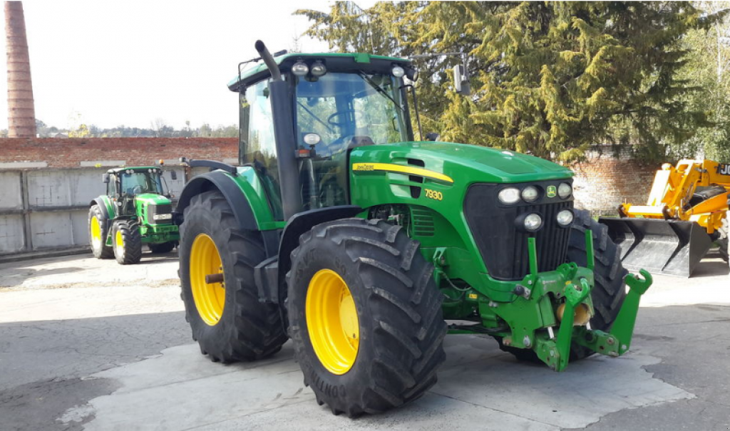 Oldtimer-Traktor typu John Deere 7930, Neumaschine v Звенигородка (Obrázok 1)