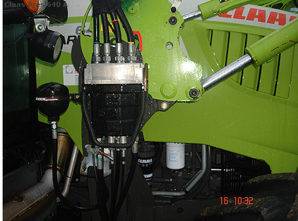 Oldtimer-Traktor a típus CLAAS Arion 640, Neumaschine ekkor: Рівне (Kép 4)