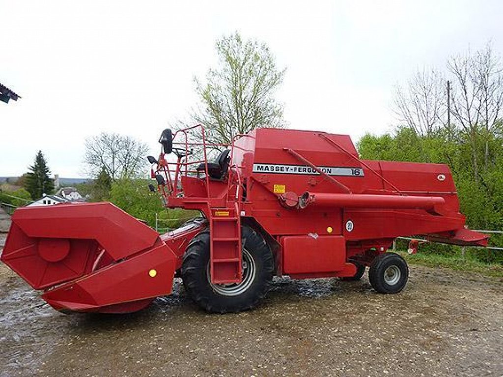 Oldtimer-Mähdrescher tip Massey Ferguson 16, Neumaschine in Рівне (Poză 8)