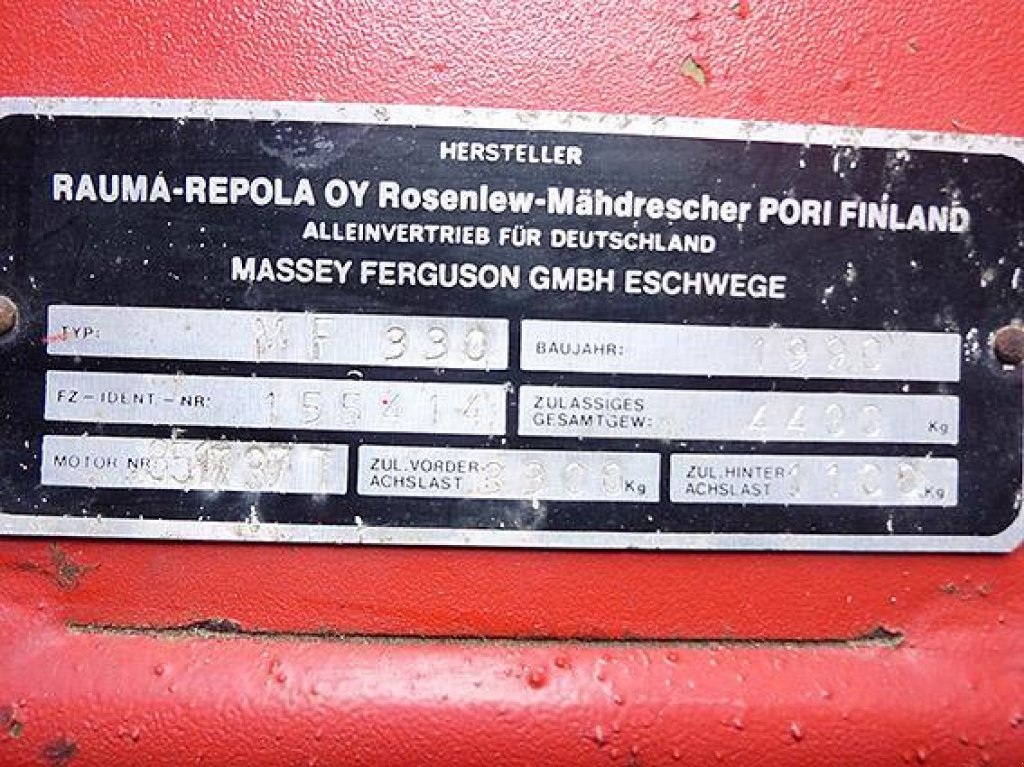 Oldtimer-Mähdrescher typu Massey Ferguson 16, Neumaschine w Рівне (Zdjęcie 9)