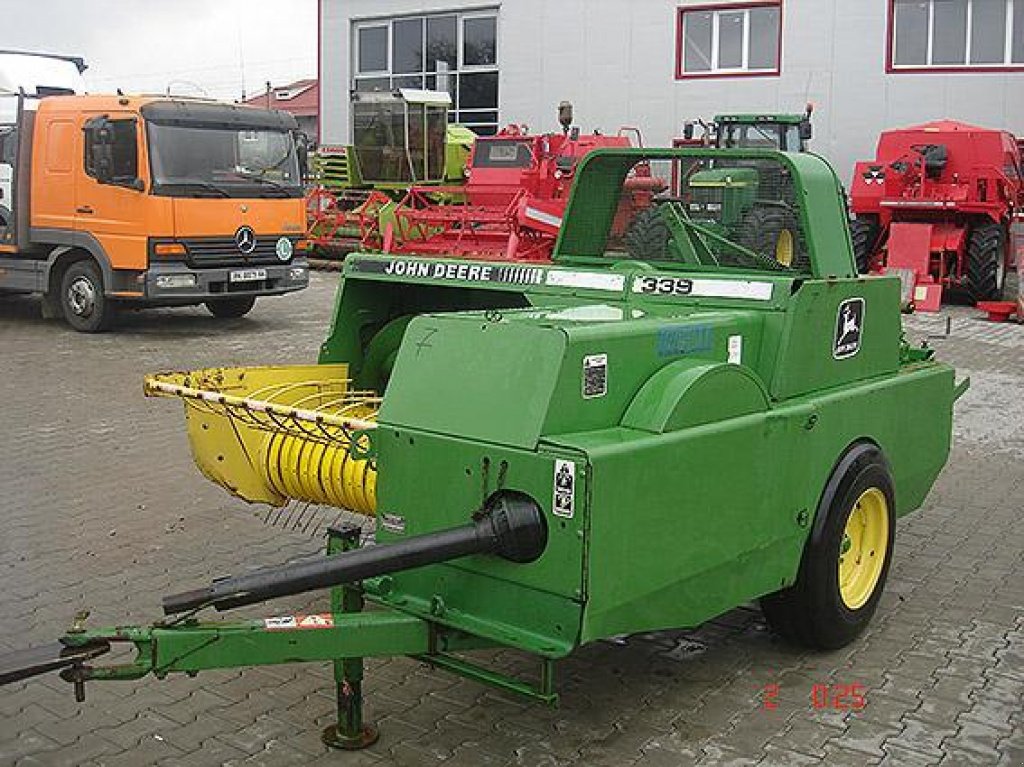 Hochdruckpresse des Typs John Deere 339,  in Рівне (Bild 7)