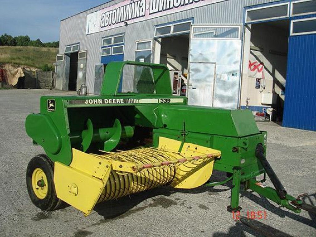 Hochdruckpresse des Typs John Deere 339,  in Рівне (Bild 7)