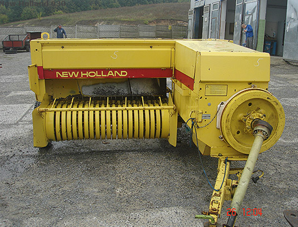 Hochdruckpresse des Typs New Holland 930,  in Рівне (Bild 1)