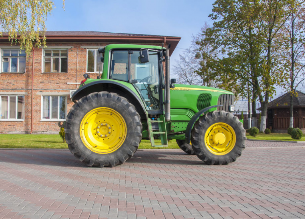 Oldtimer-Traktor a típus John Deere 6920, Neumaschine ekkor: Луцьк (Kép 10)