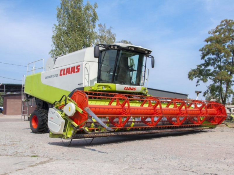 Oldtimer-Mähdrescher of the type CLAAS Lexion 570, Neumaschine in Луцьк (Picture 1)