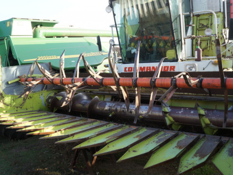 Oldtimer-Mähdrescher del tipo CLAAS Dominator 115 CS, Neumaschine In Запоріжжя (Immagine 1)