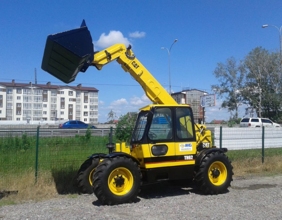 Teleskopstapler of the type Caterpillar TH62,  in Київ (Picture 1)