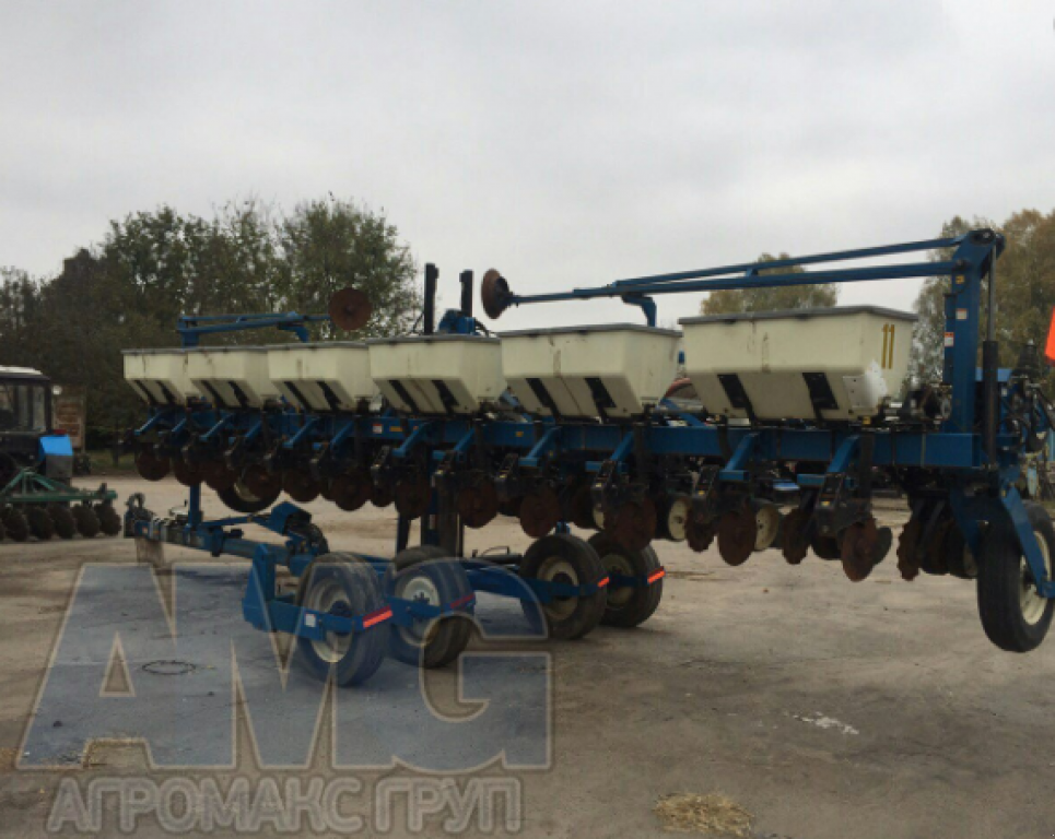 Gareeggenfelder typu Kinze 3600,  v Київ (Obrázek 1)