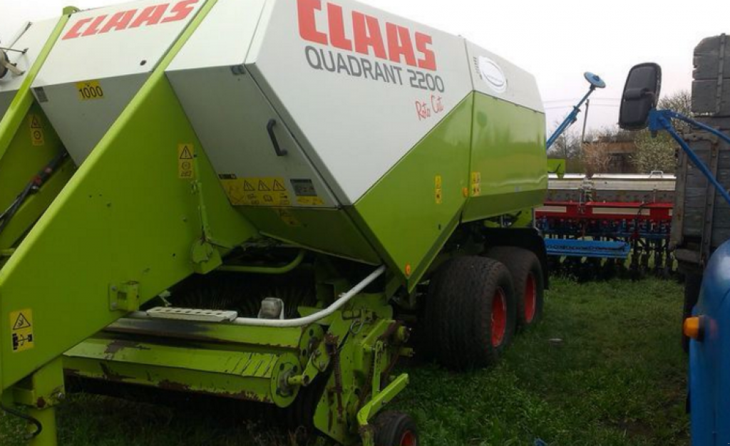 Hochdruckpresse typu CLAAS Quadrant 2200 RC,  v Київ (Obrázek 2)