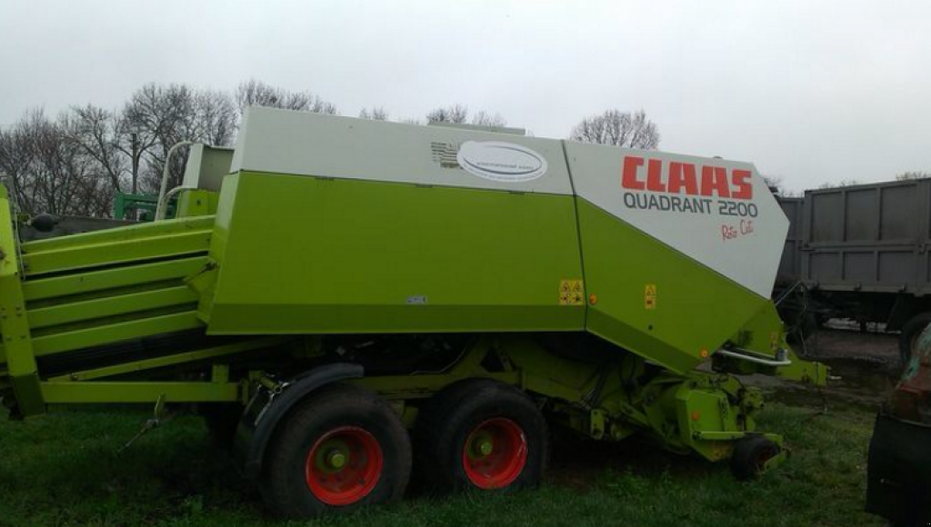 Hochdruckpresse typu CLAAS Quadrant 2200 RC,  v Київ (Obrázek 8)