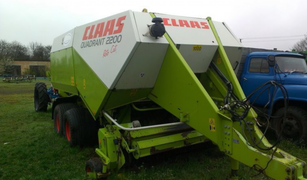 Hochdruckpresse typu CLAAS Quadrant 2200 RC,  v Київ (Obrázek 1)